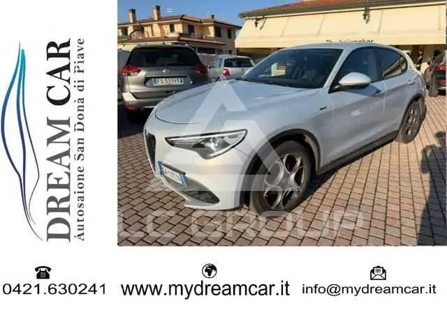 2020 Alfa Romeo Stelvio