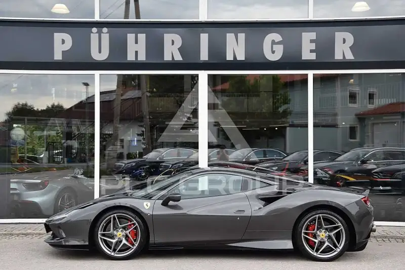 2020 Ferrari F8