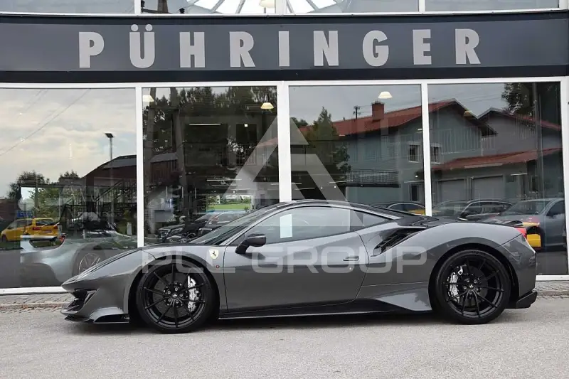 2020 Ferrari 488