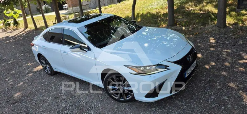 2020 Lexus ES300