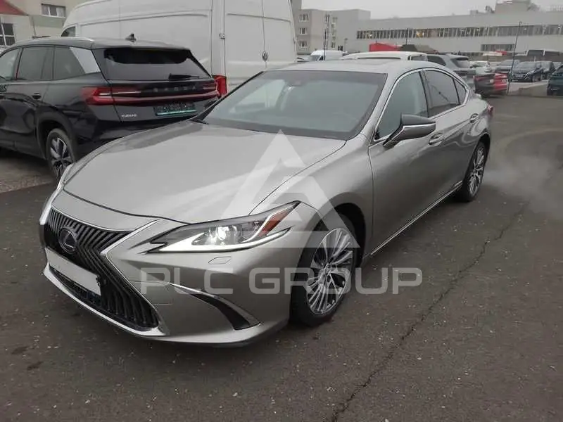 2020 Lexus ES300