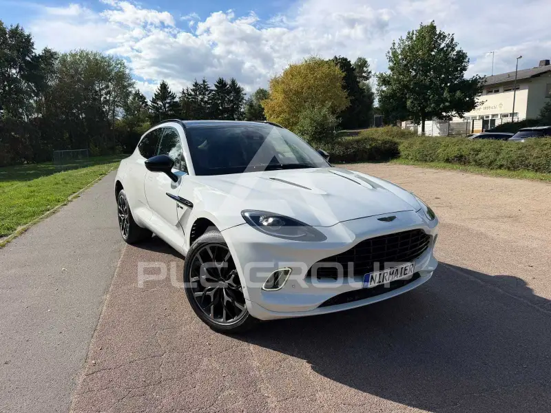2020 Aston Martin DBX