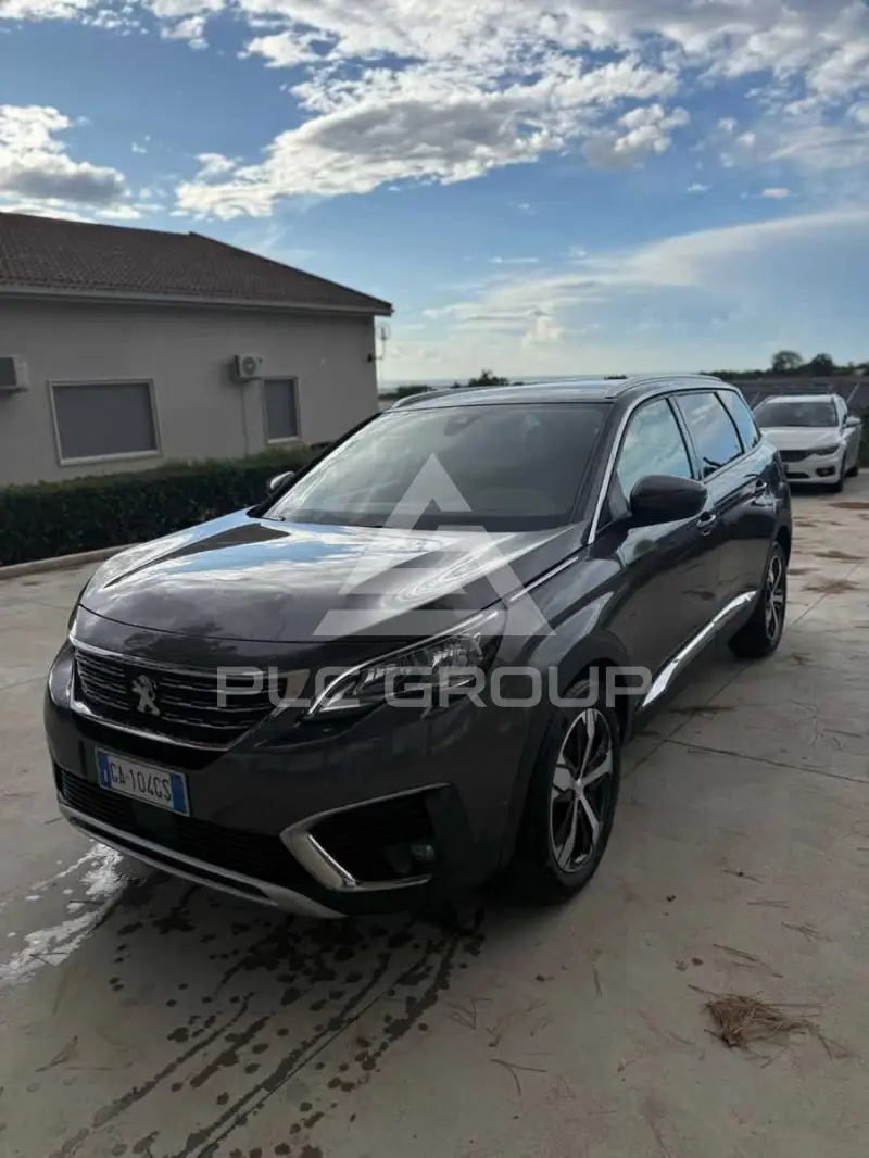 2020 Peugeot 5008