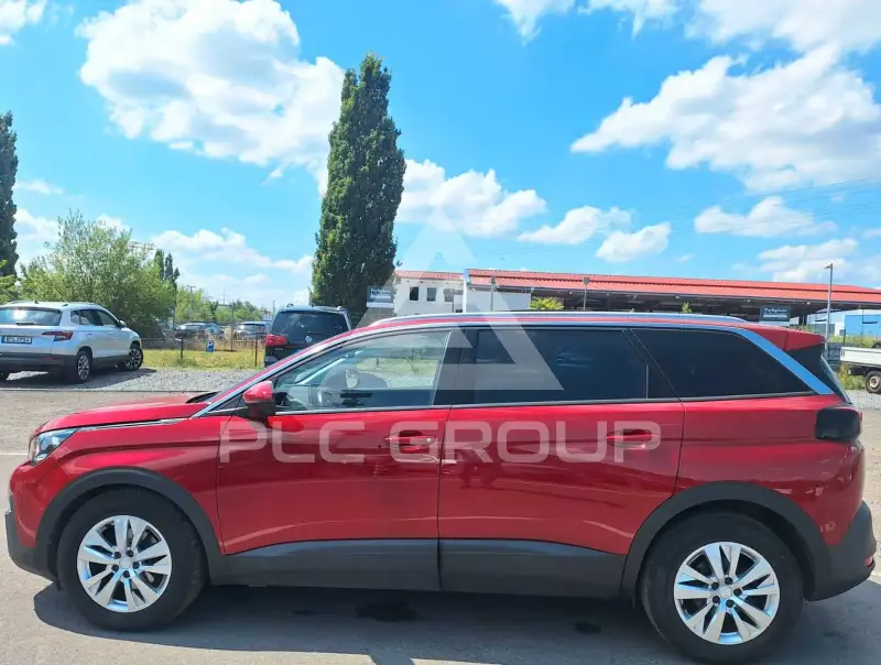 2020 Peugeot 5008