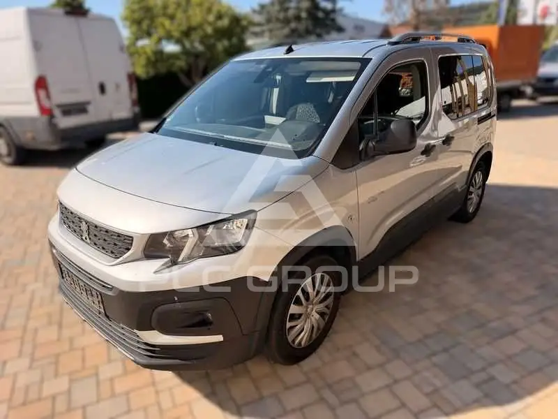 2020 Peugeot Rifter