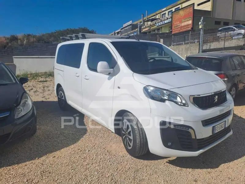 2020 Peugeot Traveller
