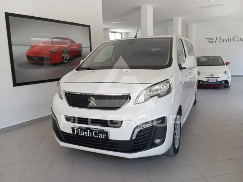 2020 Peugeot Traveller