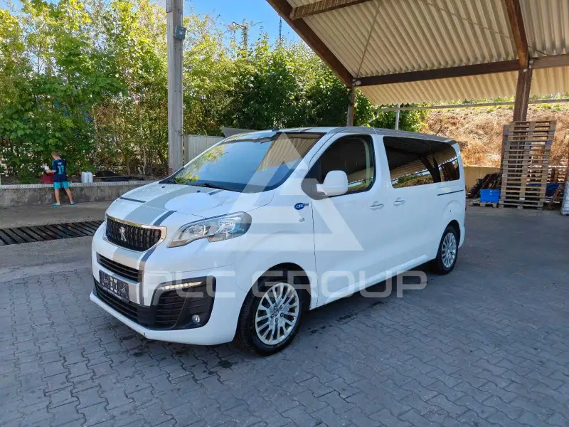 2020 Peugeot Traveller
