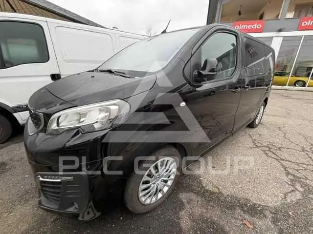 2020 Peugeot Traveller
