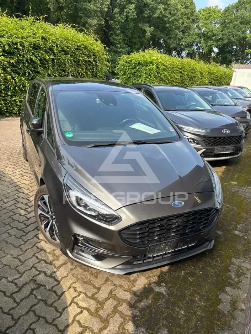 2020 Ford S-Max