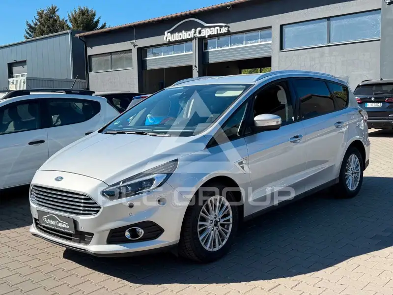 2020 Ford S-Max