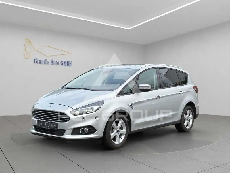 2020 Ford S-Max
