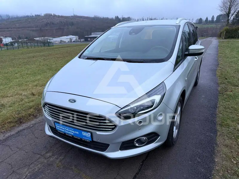 2020 Ford S-Max