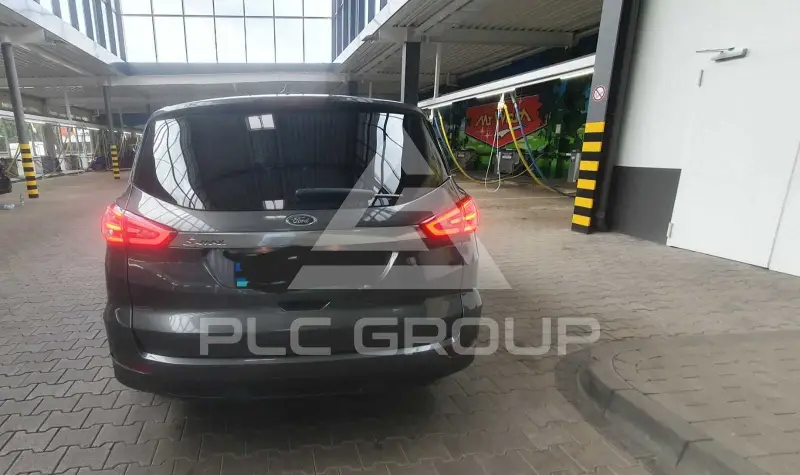 2020 Ford S-Max