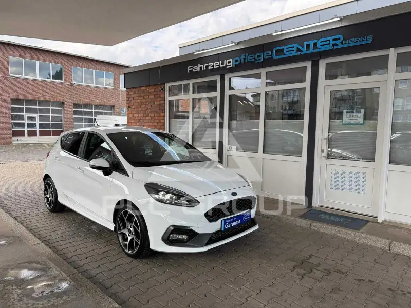 2020 Ford FIESTA