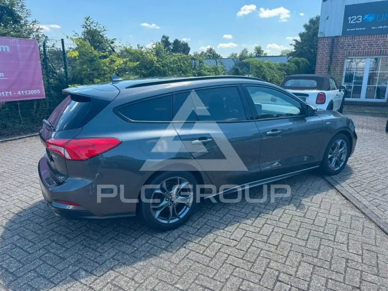 2020 Ford FOCUS