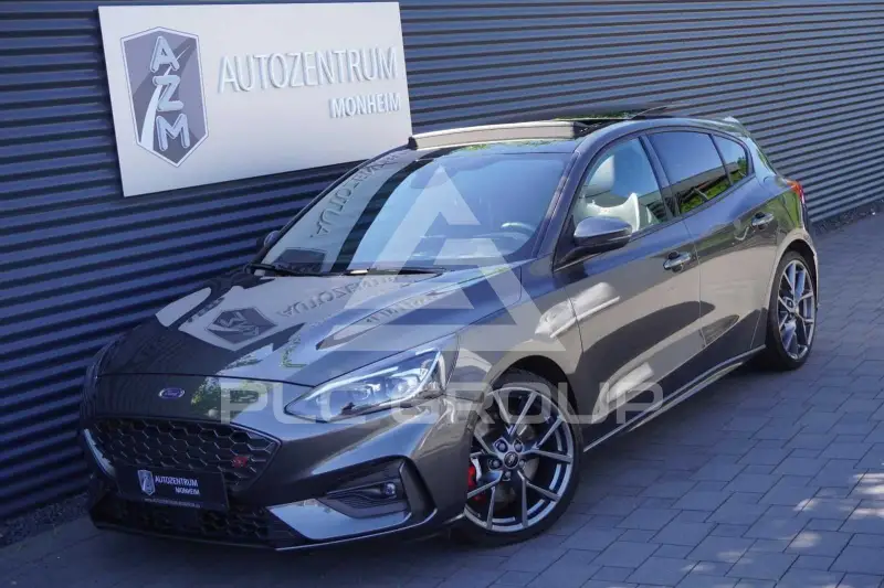 2020 Ford FOCUS
