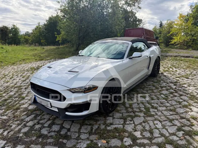 2020 Ford MUSTANG