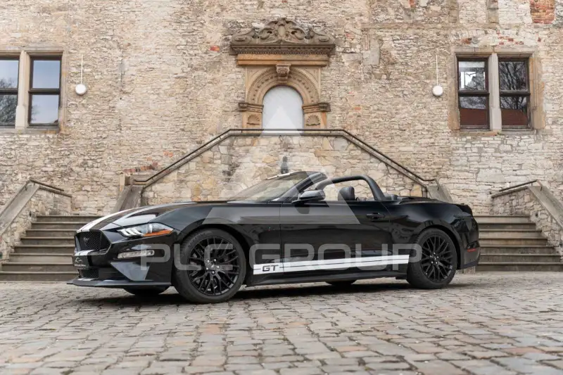 2020 Ford MUSTANG