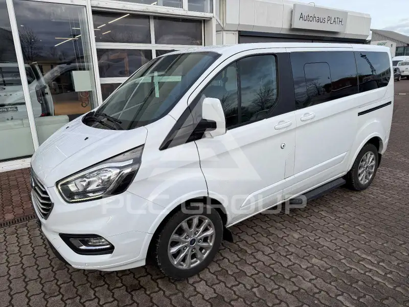 2020 Ford Tourneo