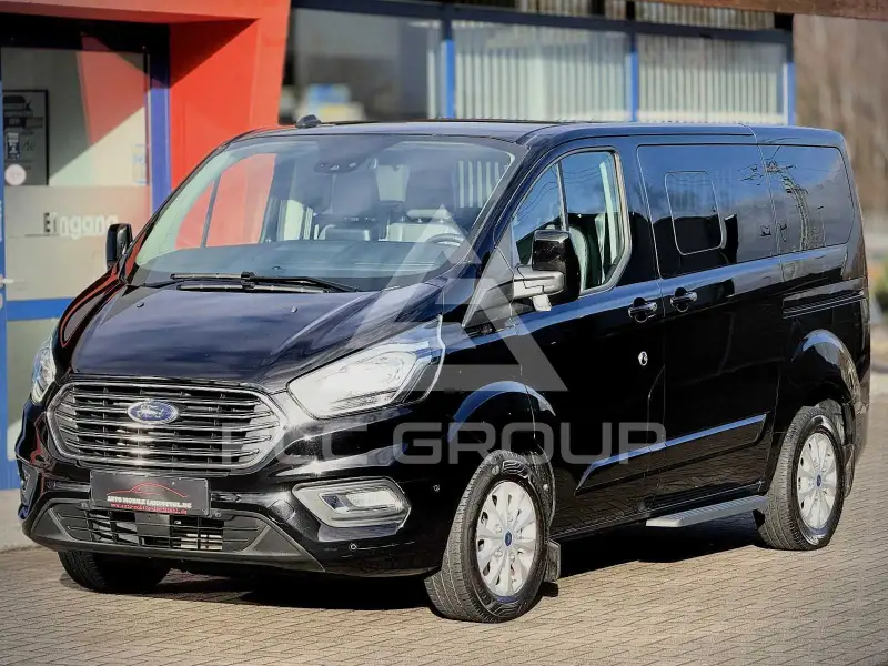 2020 Ford Tourneo