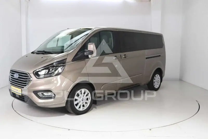 2020 Ford Tourneo