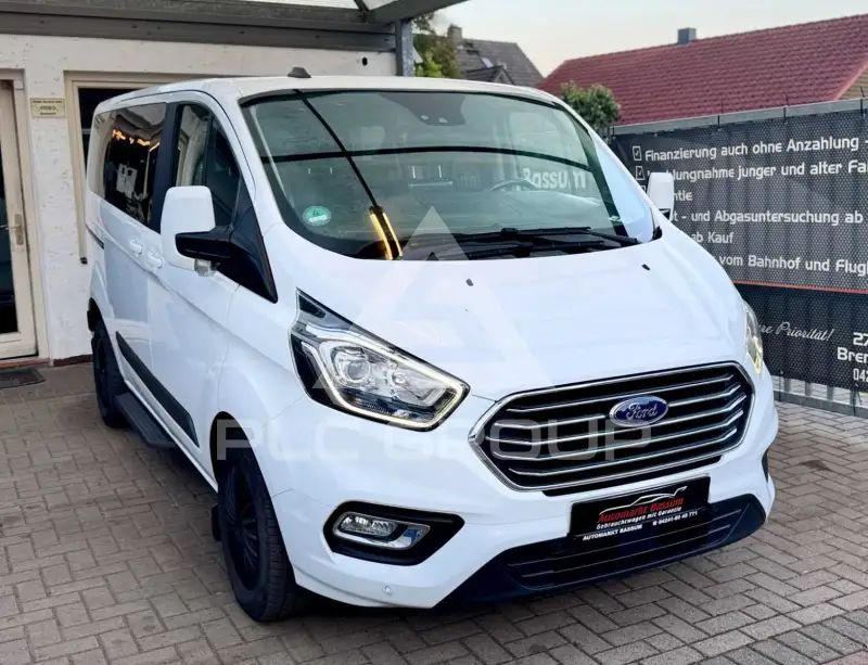 2020 Ford Tourneo
