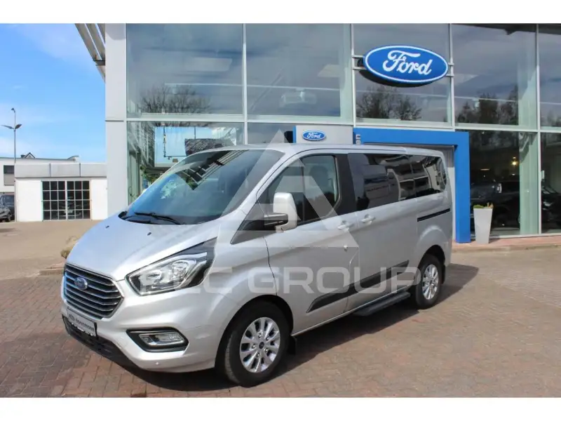 2020 Ford Tourneo
