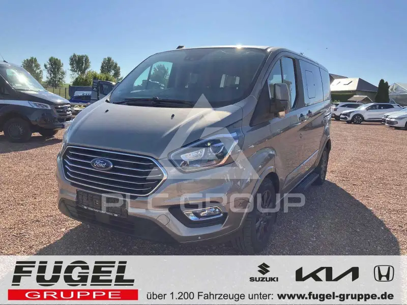 2020 Ford Tourneo