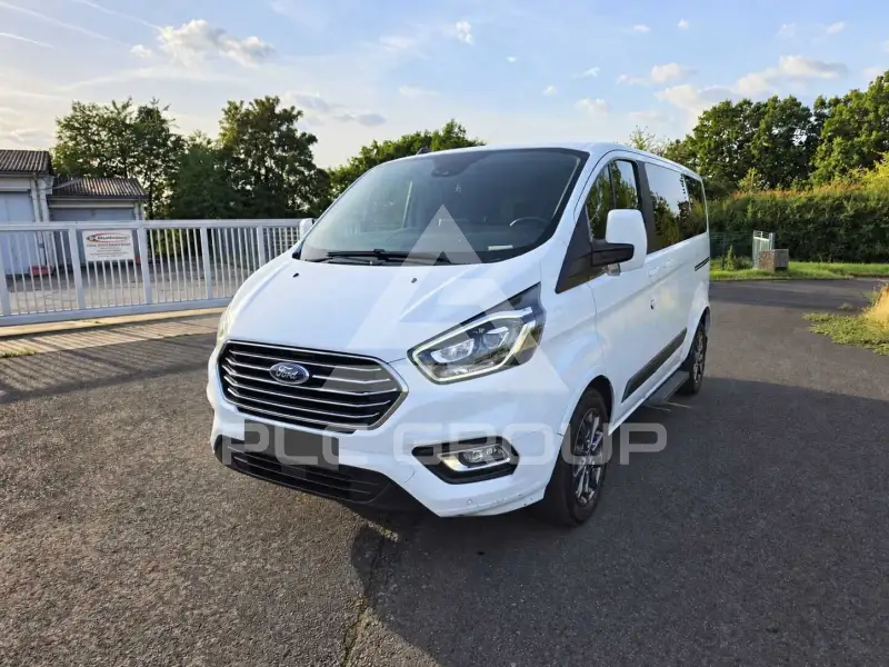 2020 Ford Tourneo