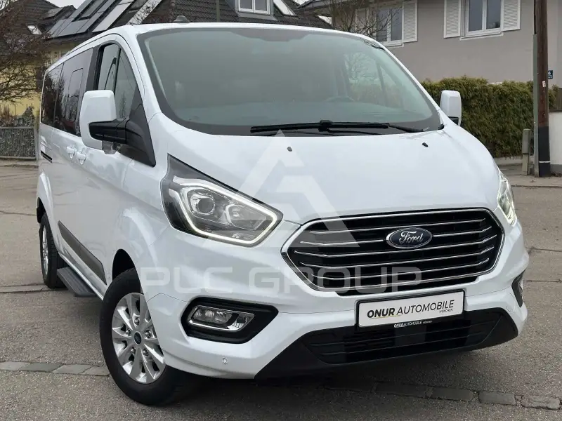 2020 Ford Tourneo