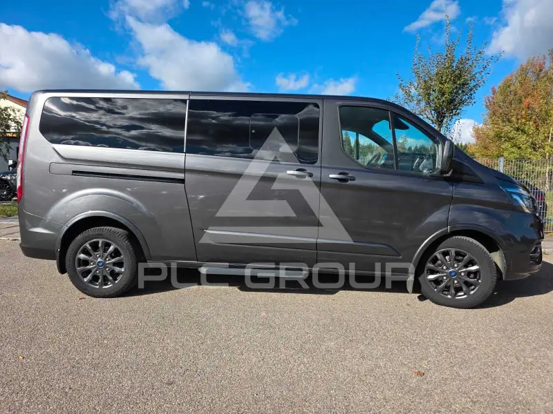 2020 Ford Tourneo