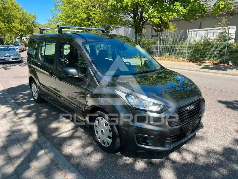 2020 Ford Tourneo