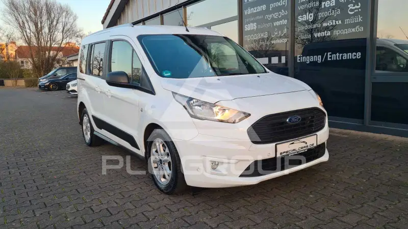2020 Ford Tourneo