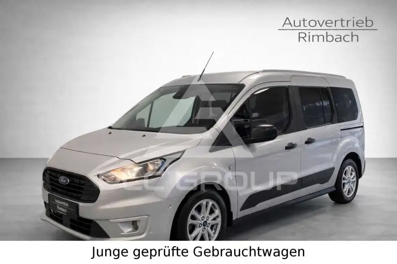 2020 Ford Tourneo