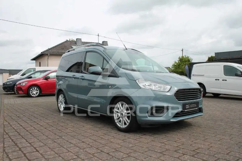 2020 Ford Tourneo