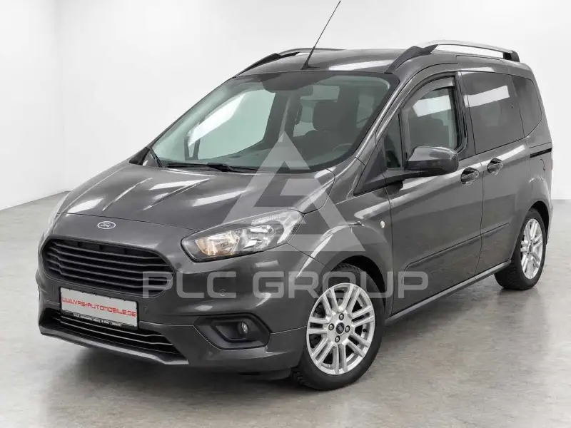 2020 Ford Tourneo