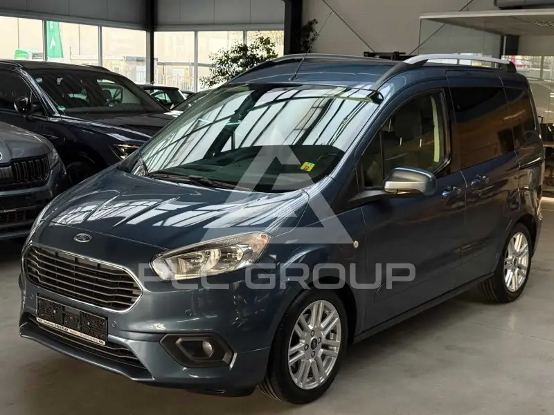 2020 Ford Tourneo