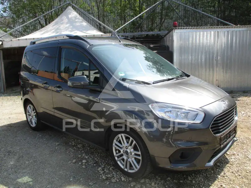 2020 Ford Tourneo