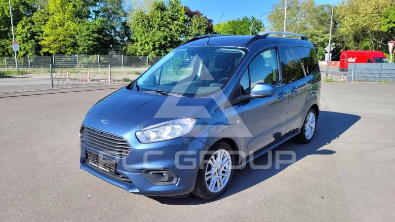 2020 Ford Tourneo