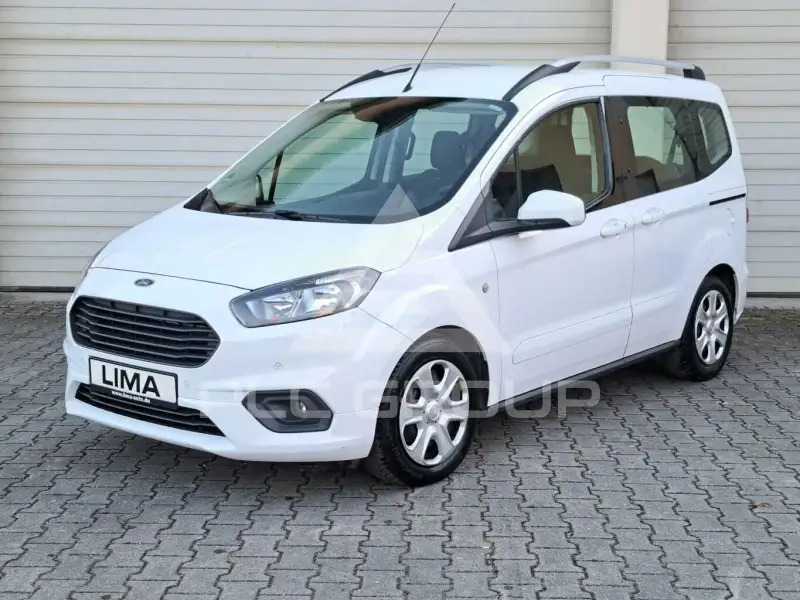 2020 Ford Tourneo