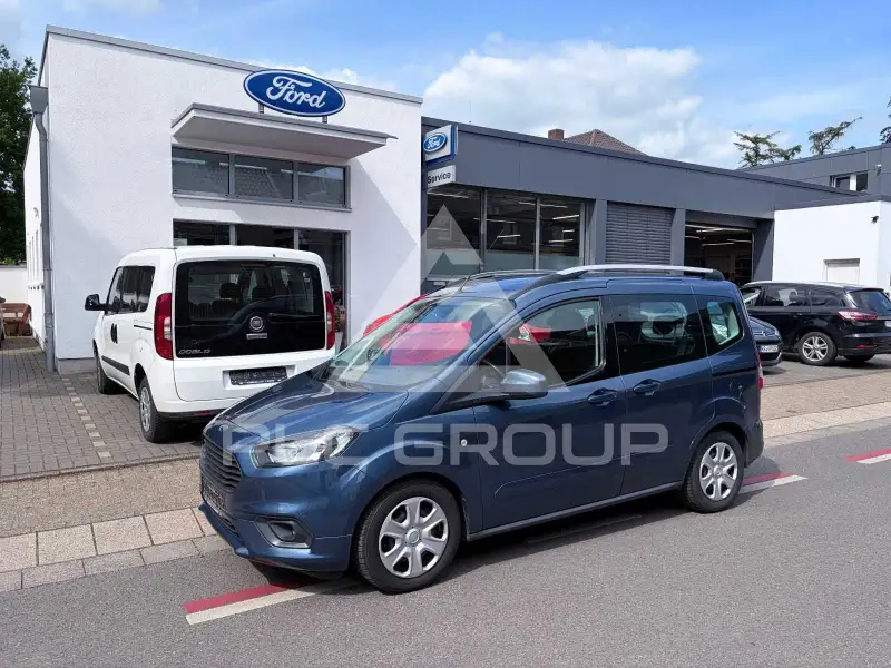 2020 Ford Tourneo