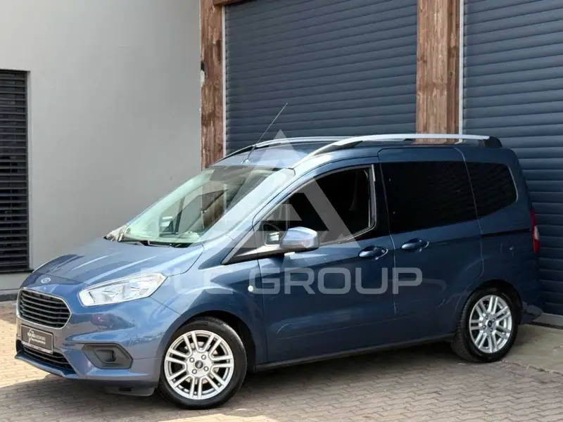 2020 Ford Tourneo