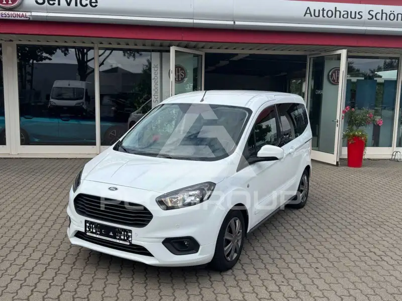 2020 Ford Tourneo