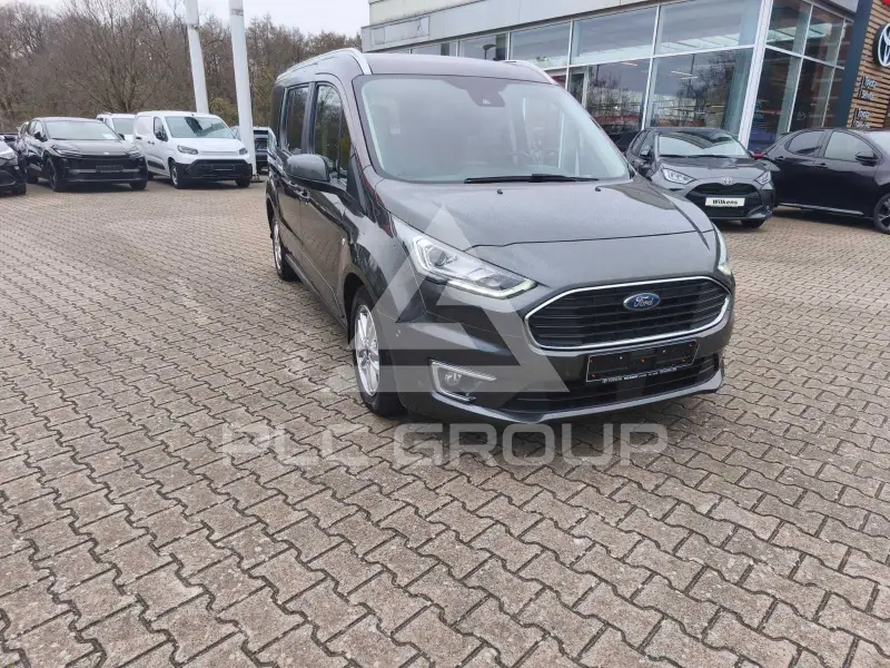 2020 Ford Tourneo