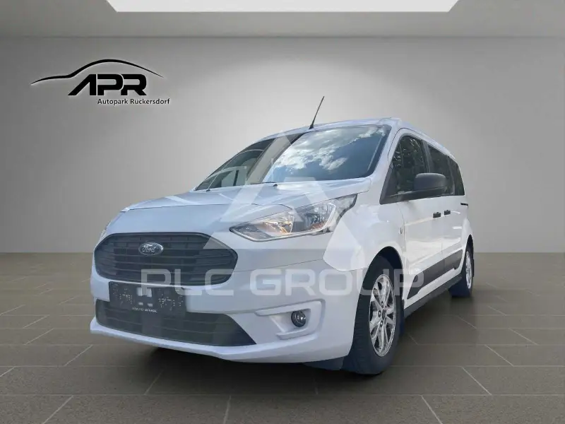 2020 Ford Tourneo