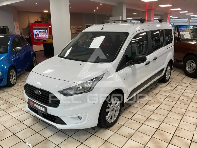 2020 Ford Tourneo