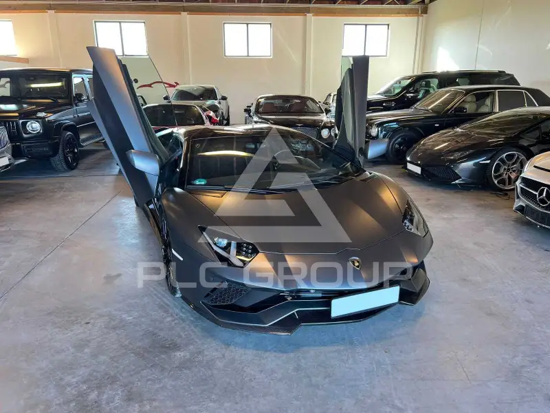 2020 Lamborghini Aventador