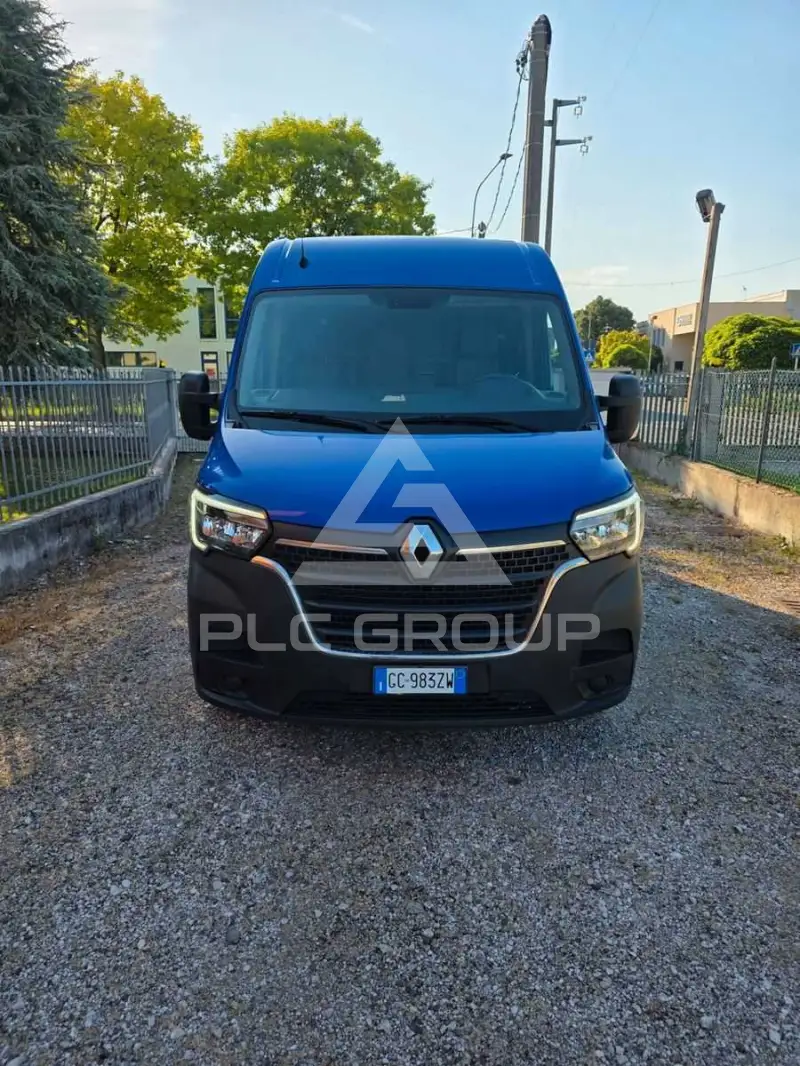 2020 Renault Master