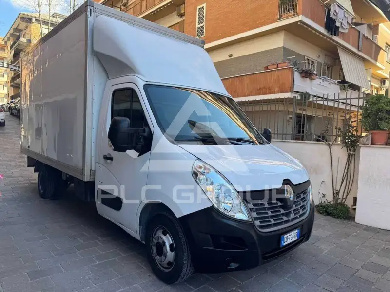 2020 Renault Master